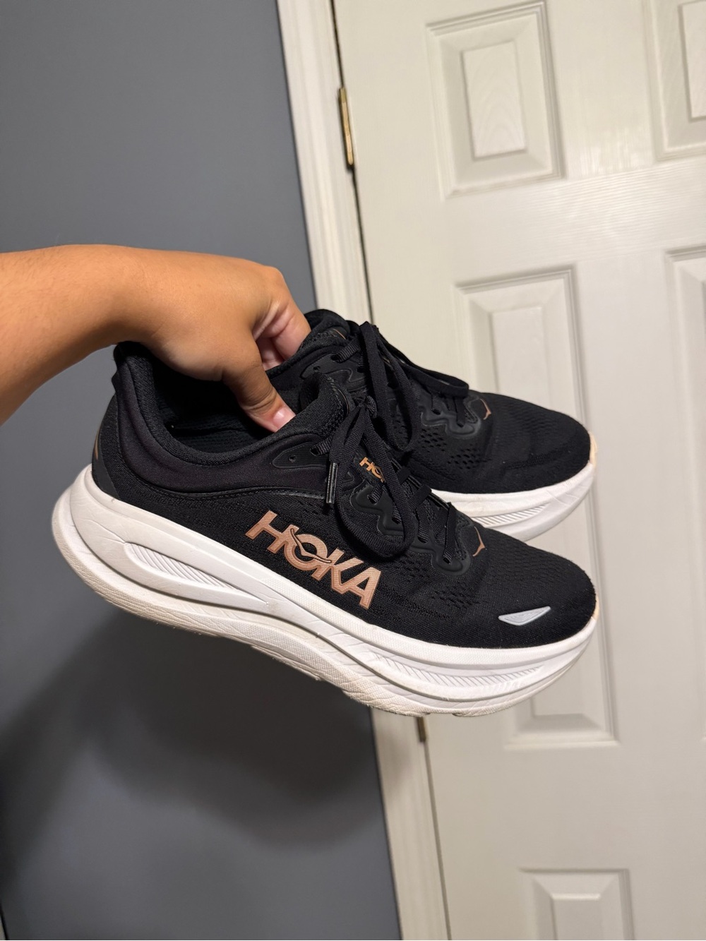 Hoka Bondi women